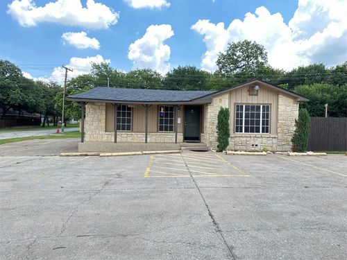 1220 Brown Trl, Bedford, TX, 76022-8004 | Card Image