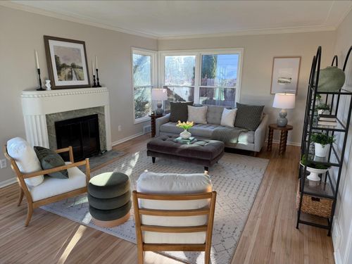 1581 Pinehurst Ave, Saint Paul, MN, 55116-2157 | Card Image