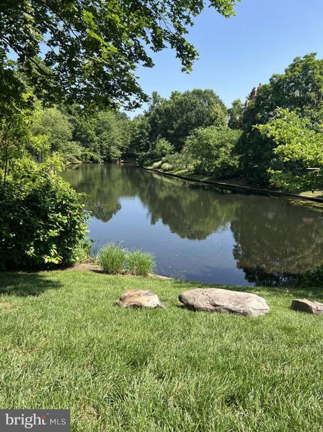 APT-10 - 1100 Quaker Hill Dr, Condo with 2 bedrooms, 1 bathrooms and null parking in ALEXANDRIA VA | Image 35