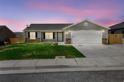 436 W 2075 N, Cedar City, UT, 84721-8589 | Card Image