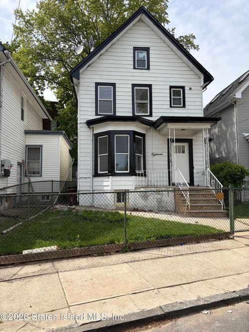 18 Cottage Pl, Staten Island, NY, 10302-1546 | Card Image