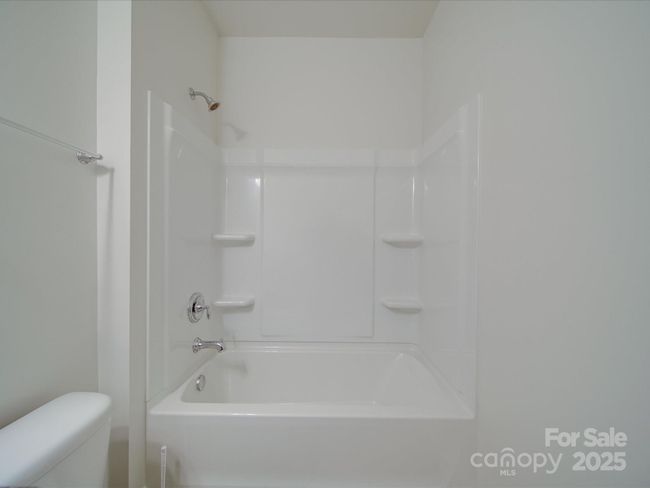 First Floor Bathroom | Image 22