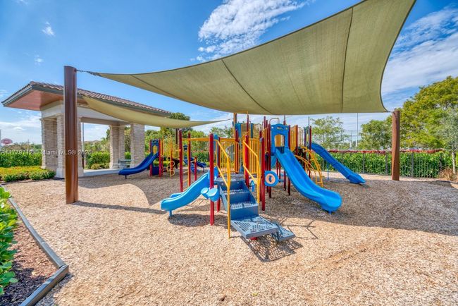 APT-23 - 7831 Nw 104 Th Ave, Condo with 2 bedrooms, 3 bathrooms and null parking in Doral FL | Image 33