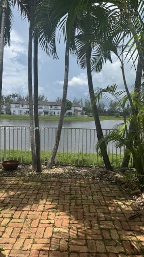 7844-7844 Nw 114th Path, Doral, FL, 33178-1384 | Card Image