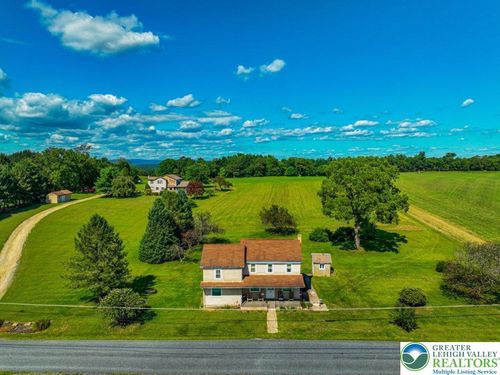 2485 Summer Mountain Rd, Palmerton, PA, 18071-6529 | Card Image