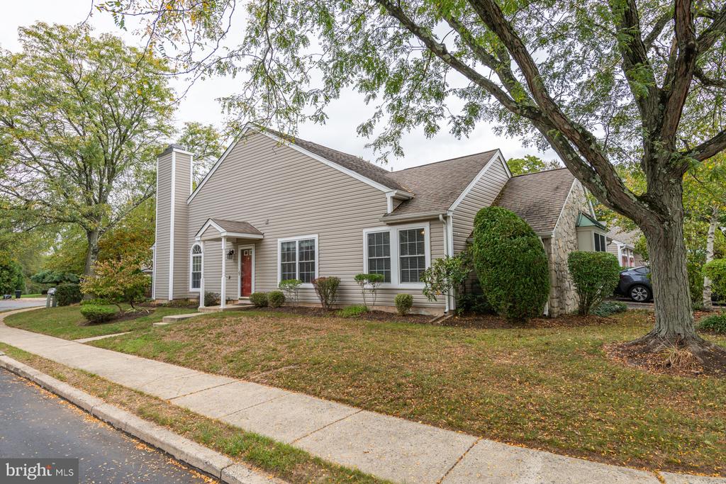 Freemans Ln, Southampton, PA 18966