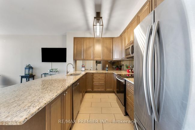 209 - 9235 Jane St, Condo with 2 bedrooms, 1 bathrooms and 1 parking in Vaughan ON | Image 11