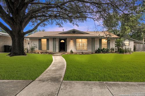 9907 Gemini Dr, San Antonio, TX, 78217-3239 | Card Image
