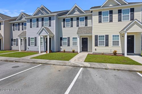 123 Virginias Landing Ct, Richlands, NC, 28574-8478 | Card Image