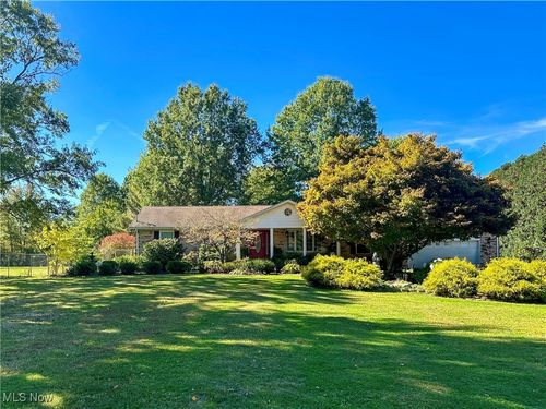 1565 Sodom Hutchings Rd Ne, Vienna, OH, 44473-9724 | Card Image