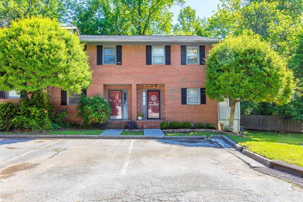 Residential in Dalton