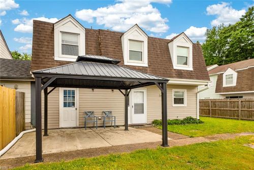 4314 Midhurst Ln, Chesapeake, VA, 23321-4537 | Card Image