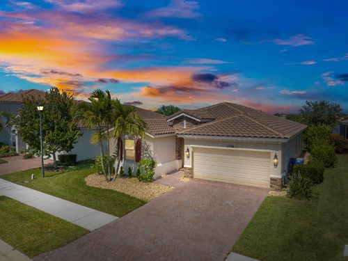 1786 Berkshire Cir Sw, Vero Beach, FL, 32968-6715 | Card Image