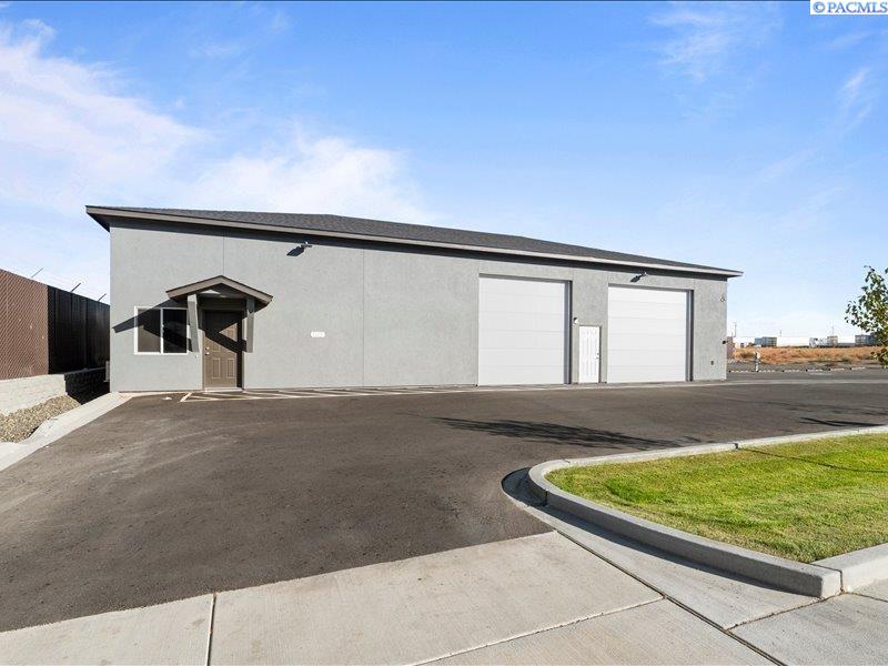 Commercial Sale in Pasco