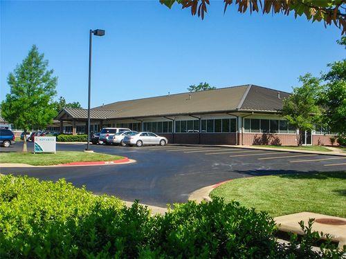 3-3203 Ne Redhawk Dr, Bentonville, AR, 72712-3872 | Card Image