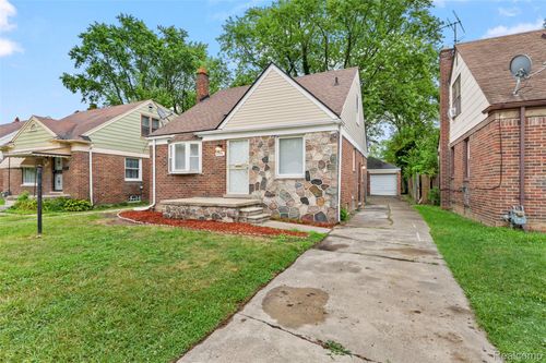 19950 Houghton St, Detroit, MI, 48219-1255 | Card Image