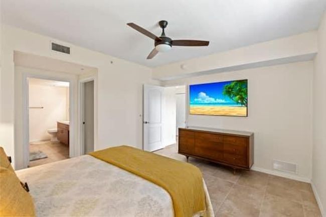 UNIT-34 - 4190 Gator Greens Way, Condo with 3 bedrooms, 3 bathrooms and null parking in Fort Pierce FL | Image 21