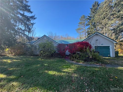 8468 State Rd, Colden, NY, 14033-9709 | Card Image