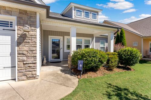 611 Downing Way, Landrum, SC, 29356-8838 | Card Image