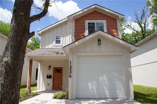 1336 S Pope Ave, Independence, MO, 64055-1570 | Card Image