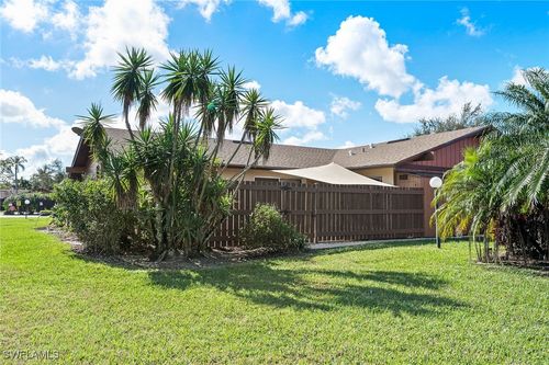 15467 Crystal Lake Dr, NORTH FORT MYERS, FL, 33917-5656 | Card Image