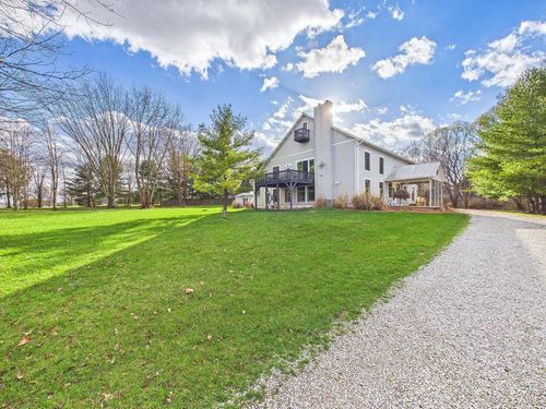 681 Mount Zion Rd Sw, Lancaster, OH, 43130-9542 | Card Image