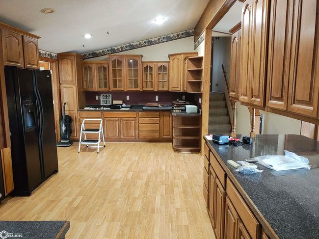 32669 Walnut Ave, Home with 3 bedrooms, 3 bathrooms and 2 parking in Coon Rapids IA | Image 6