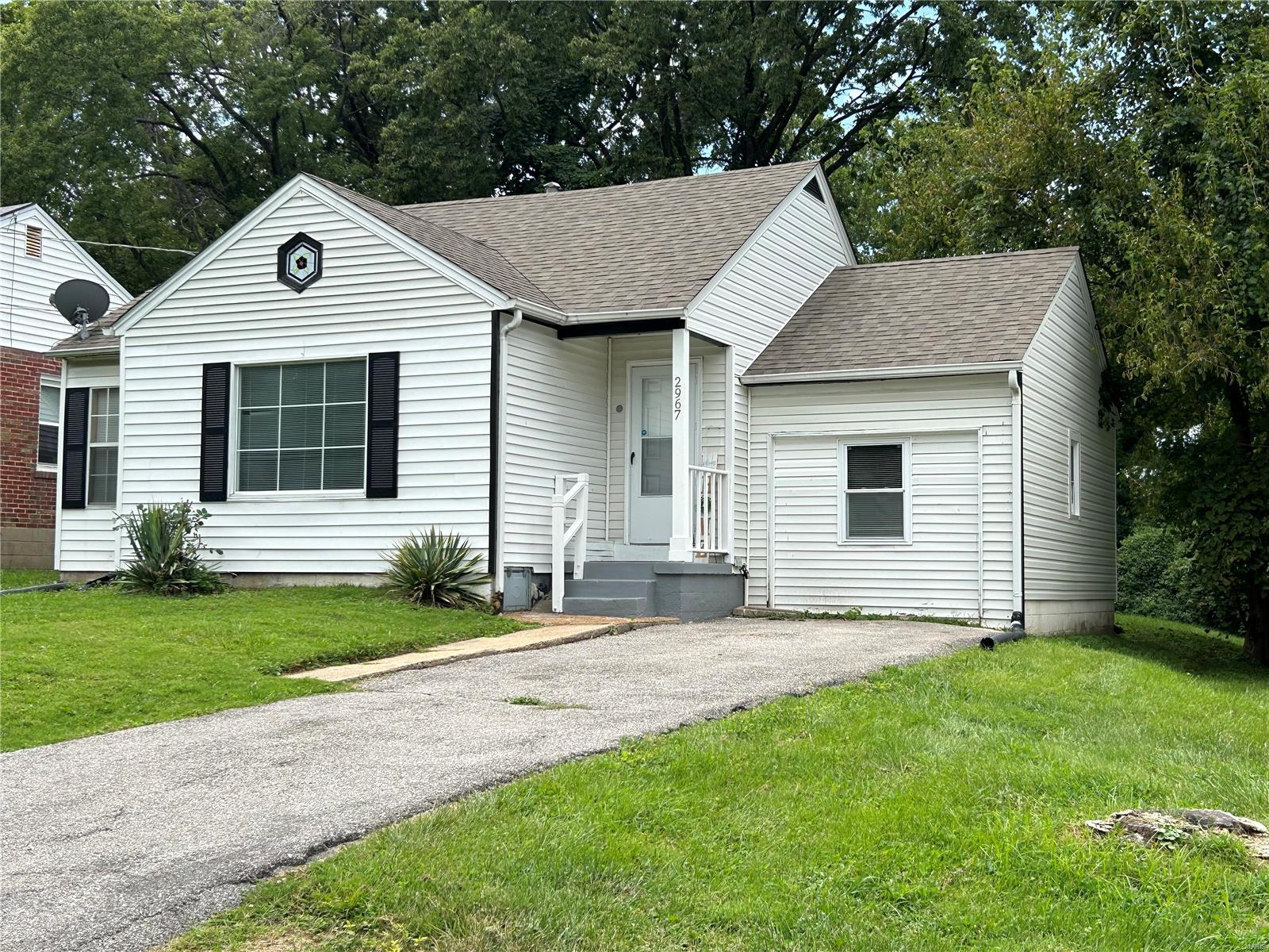 Hilleman Ave, Saint Louis, MO 63114