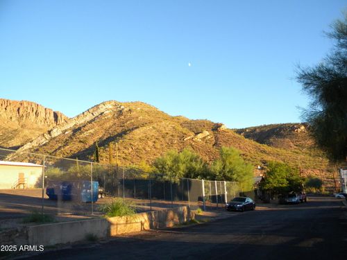 75 N High School Ave, Superior, AZ, 85173-2646 | Card Image