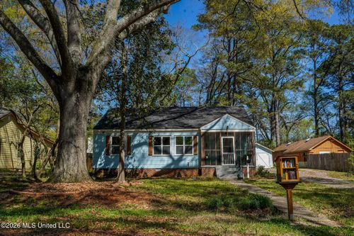 632 Woodbury Rd, Jackson, MS, 39206-4914 | Card Image