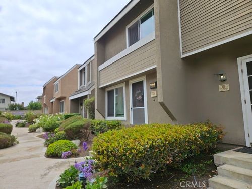11 Rosemary, Irvine, CA, 92604-4540 | Card Image