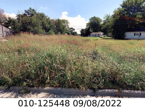 3060 Durham Dr, Columbus, OH, 43207-3306 | Card Image
