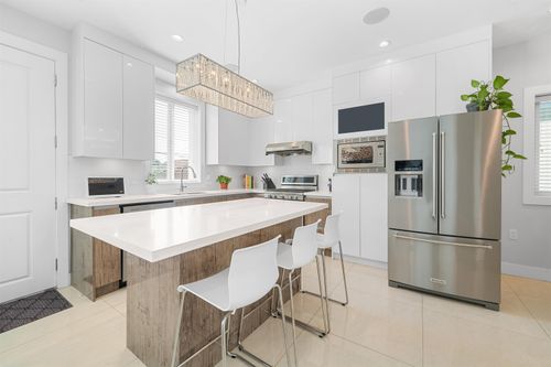 3448 Pandora St, Vancouver, BC, V5K1W8 | Card Image