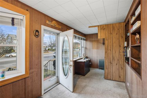 152 Rockaway Pkwy, Valley Stream, NY, 11580-4307 | Card Image