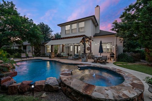 215 Lake Como Dr, Lakeway, TX, 78734-5087 | Card Image