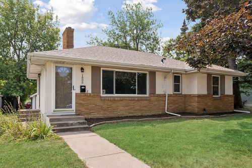 1800 37th Ave Ne, Minneapolis, MN, 55421-3600 | Card Image