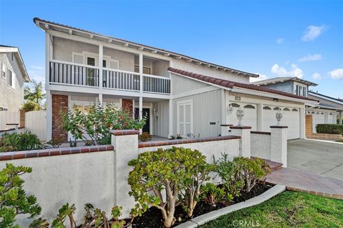 2310 N Linwood St, Santa Ana, CA, 92705-6960 | Card Image