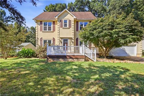 7605 Keating Dr, Oak Ridge, NC, 27310-9661 | Card Image