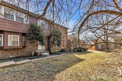 353 Huntington Ridge Dr, Nashville, TN, 37211-5975 | Card Image