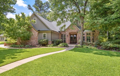 1915 Stonegate Valley Dr, Tyler, TX, 75703-0111 | Card Image