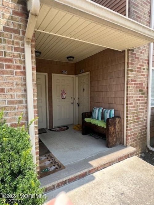 405 Cynthia Ct, PRINCETON, NJ, 08540-9551 | Card Image