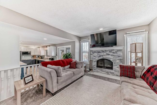 440 Cantrell Drive Sw, Home with 3 bedrooms, 1 bathrooms and 4 parking in Calgary AB | Image 40