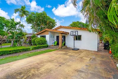 4430 Sw 11th St, House other with 4 bedrooms, 3 bathrooms and null parking in Coral Gables FL | Image 3