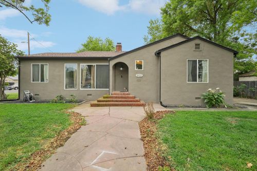 912 Grafton St, Woodland, CA, 95695-3350 | Card Image