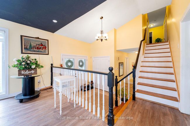 9202 9 Th Line, House other with 4 bedrooms, 3 bathrooms and 10 parking in Norval ON | Image 7