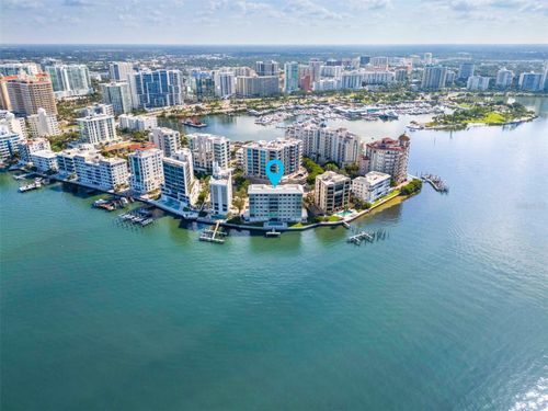 51-350 Golden Gate Pt, SARASOTA, FL, 34236-6624 | Card Image