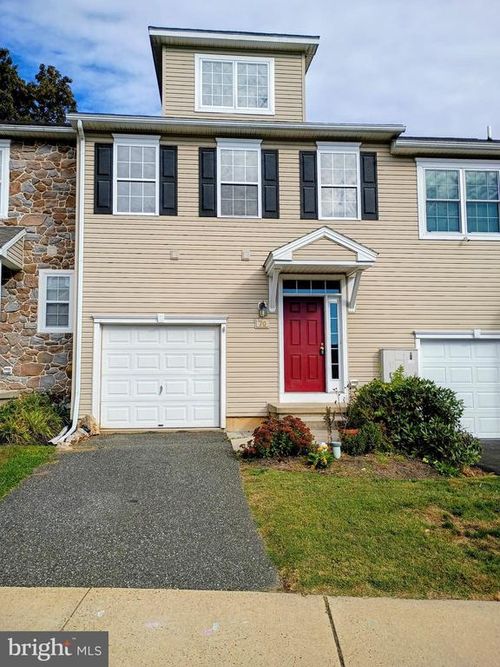 70 Sugar Maple Rd, Barto, PA, 19504-9148 | Card Image