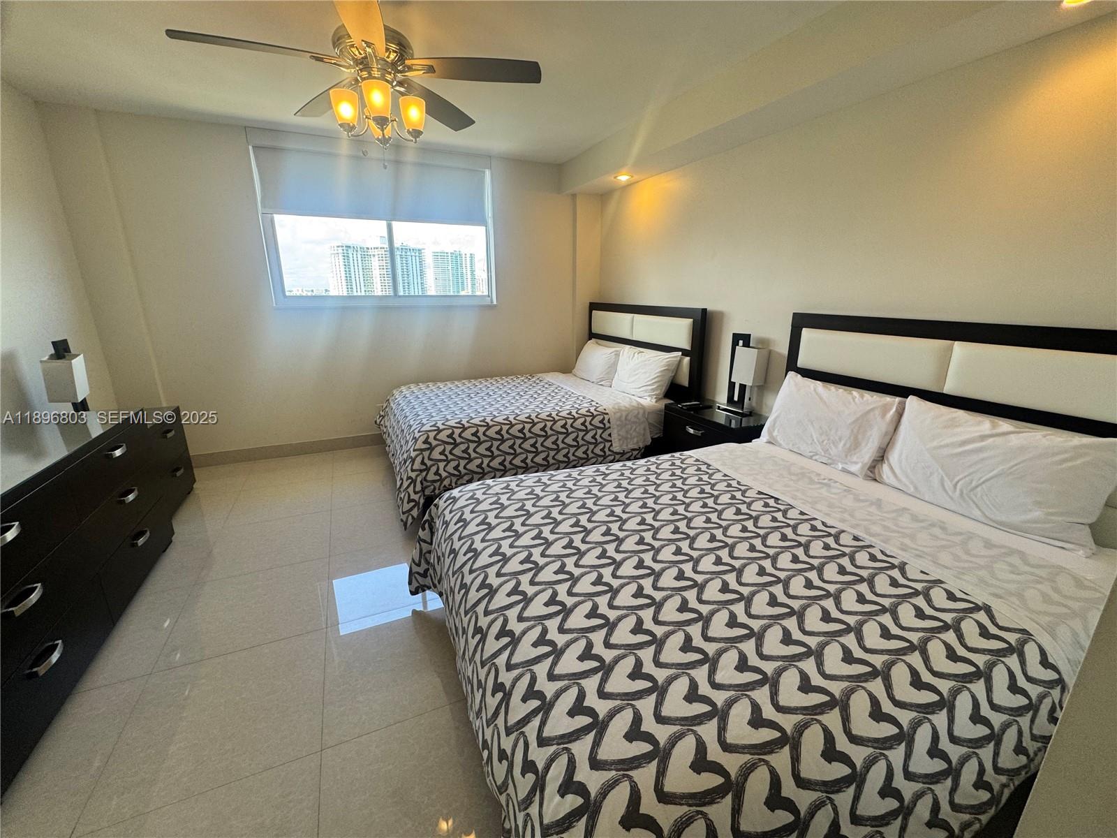 Residential in Sunny Isles Beach 5