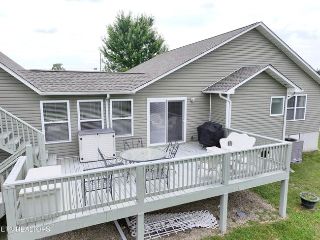 813 Clear Creek Pkwy, House other with 4 bedrooms, 3 bathrooms and null parking in Clarkrange TN | Image 7