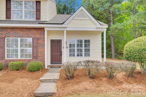 17039 Greenlawn Hills Ct, Charlotte, NC, 28213-5905 | Card Image